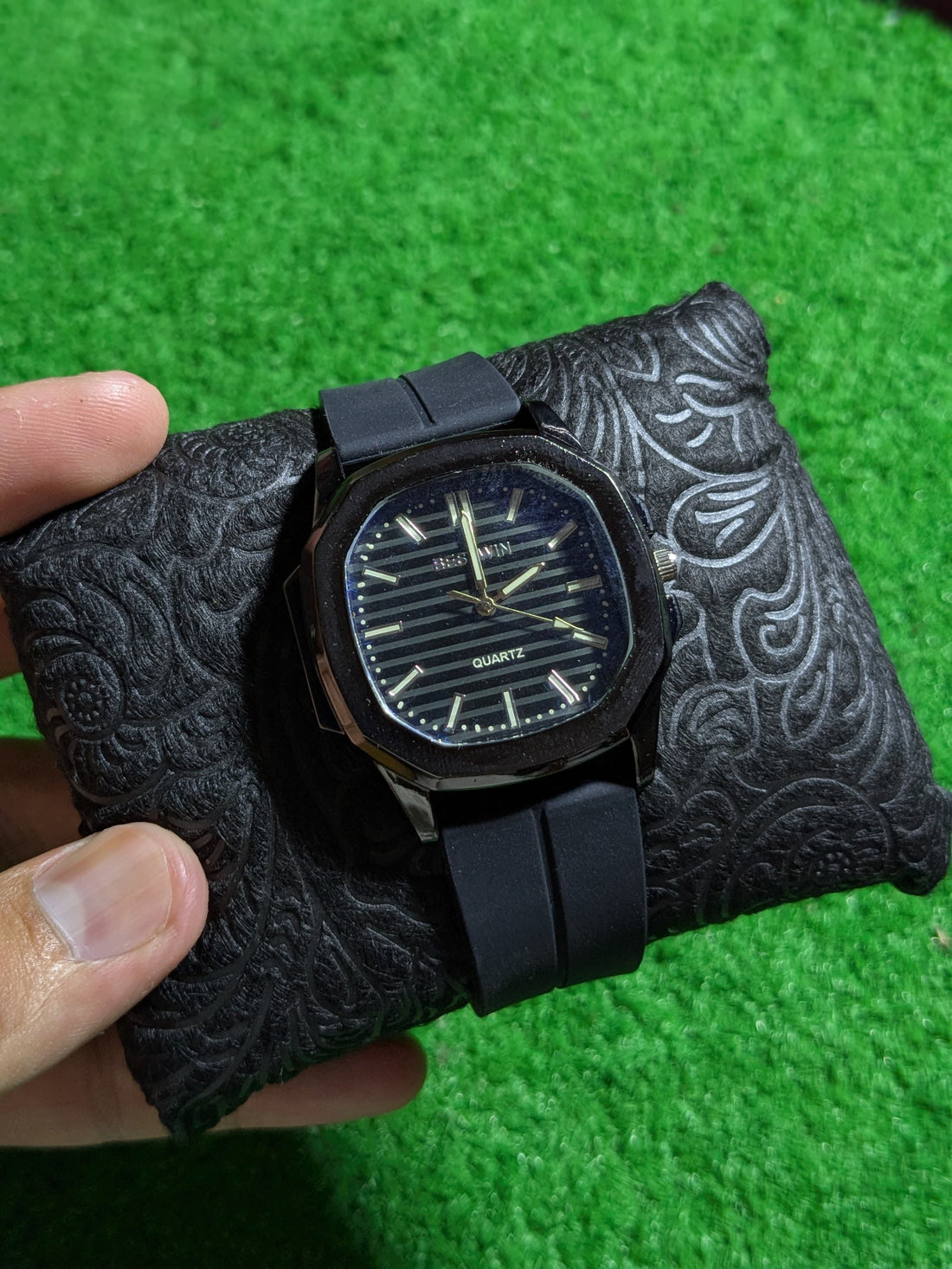 Bestwin — All-Black Octagonal Dial with Rubber Strap