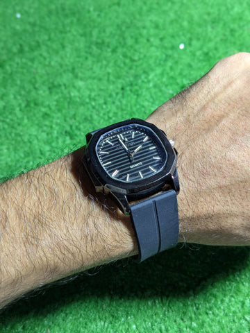 Bestwin — All-Black Octagonal Dial with Rubber Strap